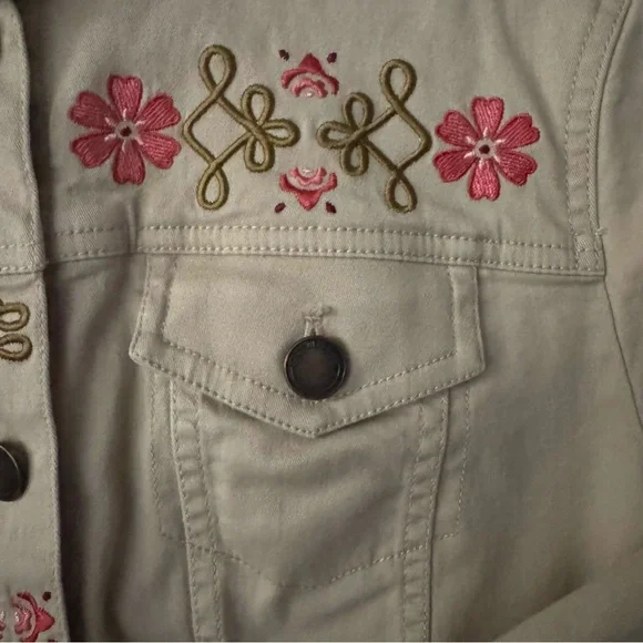 Jones Wear Jean Jacket with Floral Accents - Picture 8 of 12